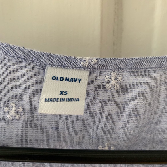 Blue top with white embroidery and tassles - Picture 3 of 5